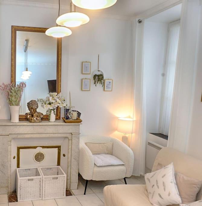 Le Nid Cosy -Au Coeur D'Orleans Apartment ภายนอก รูปภาพ