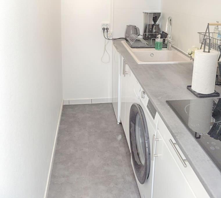 Le Nid Cosy -Au Coeur D'Orleans Apartment ภายนอก รูปภาพ